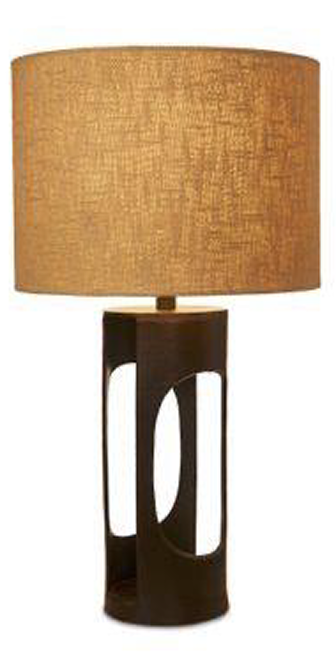 CAST METAL TABLE LAMP