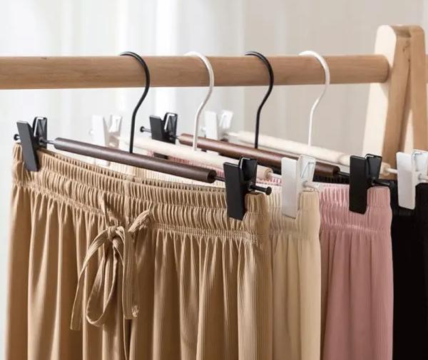 Abs Plastic Hanger With Black Anti-Slip