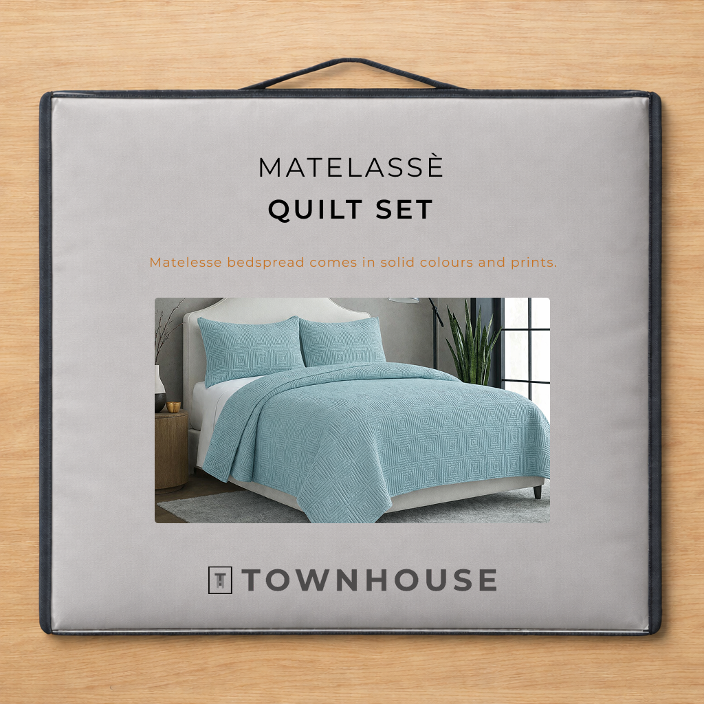 Matelassé 4pc Quilt Set