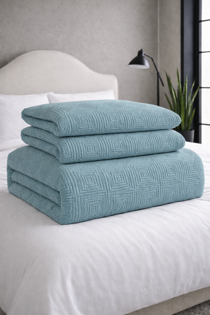 Matelassé 4pc Quilt Set