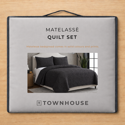 Matelassé 4pc Quilt Set