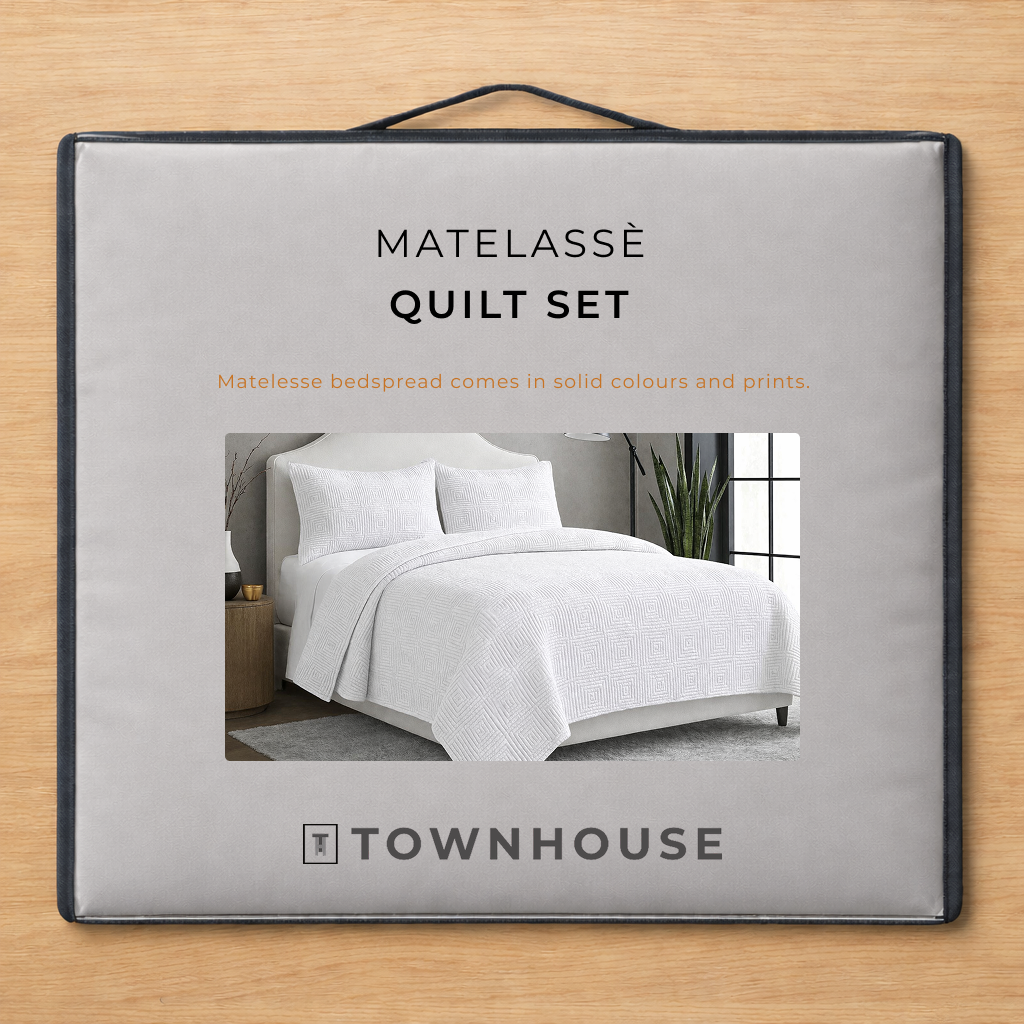 Matelassé 4pc Quilt Set