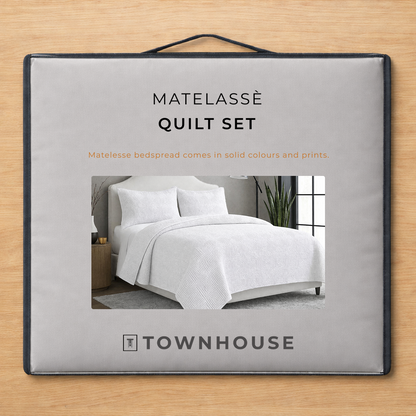 Matelassé 4pc Quilt Set