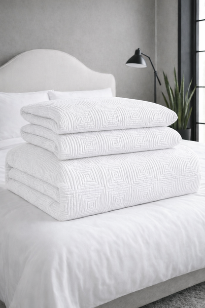 Matelassé 4pc Quilt Set